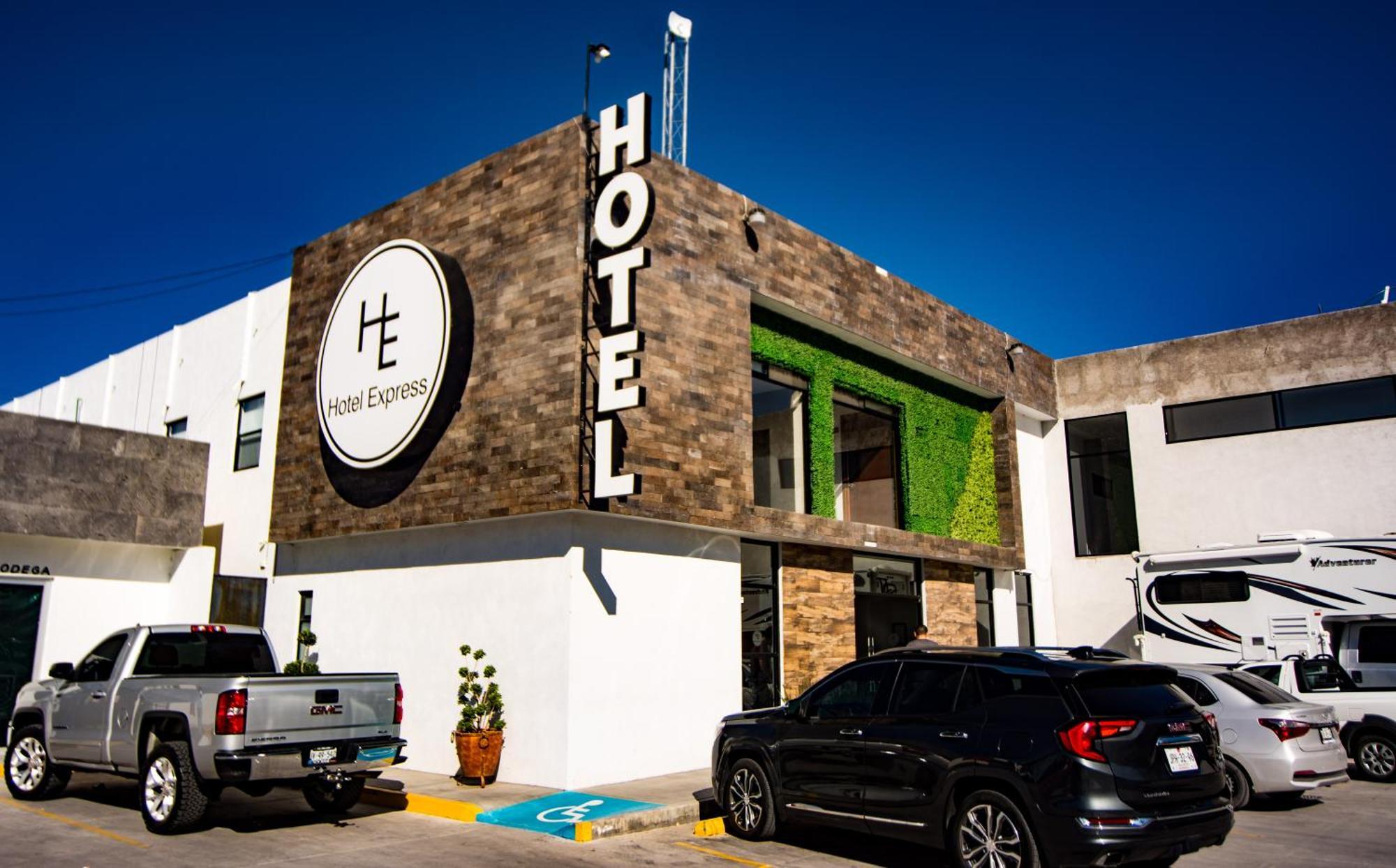 Hotel Express Jerez Jerez de García Salinas エクステリア 写真